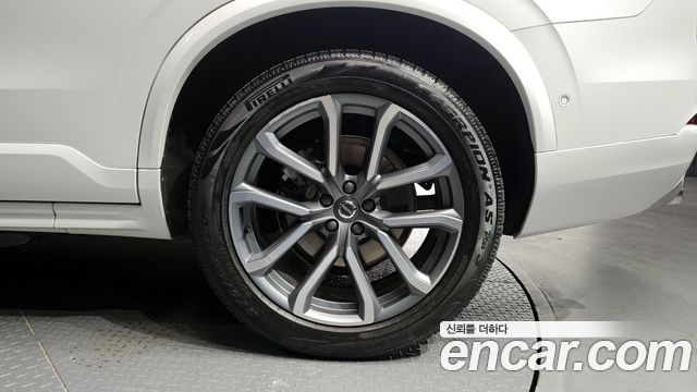Volvo XC90 (II) D5 Momentum 2019 — фото 27