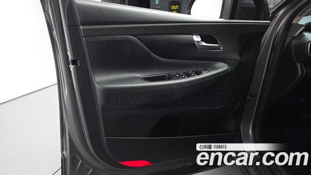 Hyundai Santa Fe Diesel 2.2 2WD Prestige 2021 — фото 24