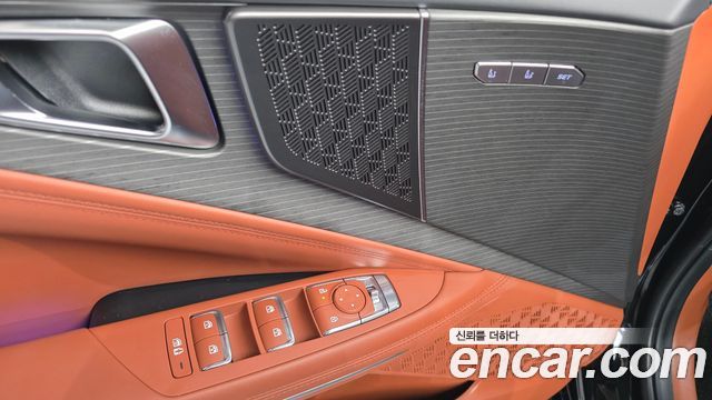 Kia K8 Hybrid Signature 2025 — фото 13