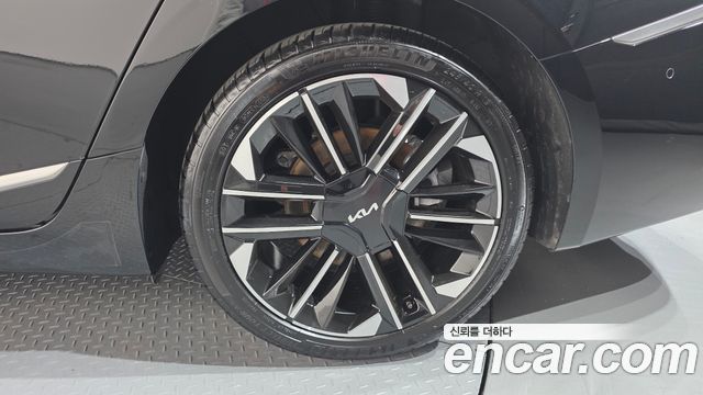 Kia K8 Hybrid Signature 2025 — фото 21