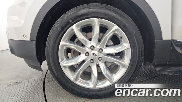 Ford Explorer 3.5 Limited 4WD 5th 2014 — фото 5