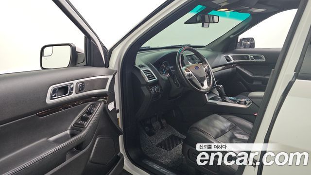 Ford Explorer 3.5 Limited 4WD 5th 2014 — фото 10
