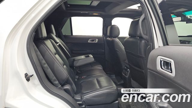Ford Explorer 3.5 Limited 4WD 5th 2014 — фото 11
