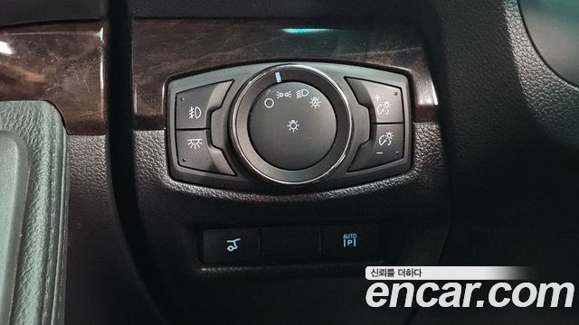 Ford Explorer 3.5 Limited 4WD 5th 2014 — фото 20