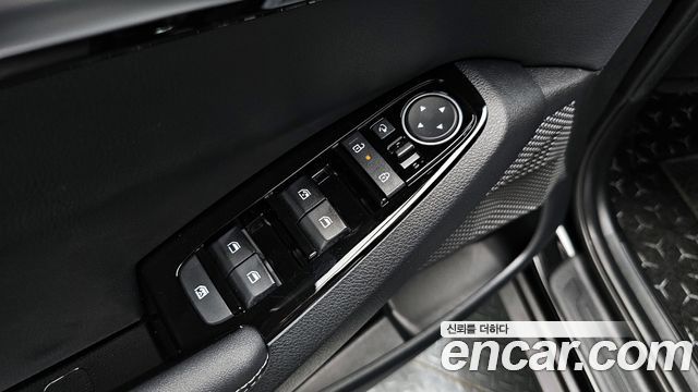 Kia Seltos Gasoline 1.6 Turbo 2WD Signature 2025 — фото 27