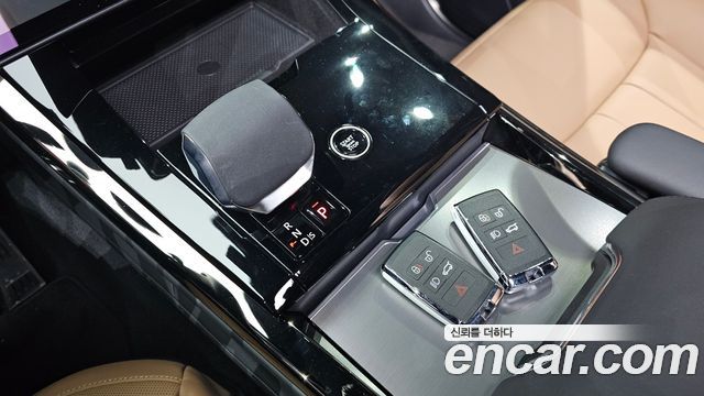 Land Rover Range Rover Sport (III) P550E Dynamic HSE 2025 — фото 9
