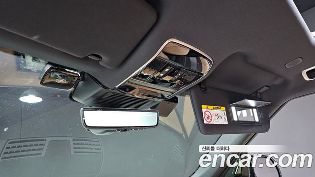 Land Rover Range Rover Sport (III) P550E Dynamic HSE 2025 — фото 18
