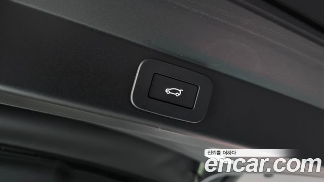 Land Rover Range Rover Sport (III) P550E Dynamic HSE 2025 — фото 23