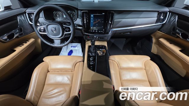 Volvo V90 Cross Country T5 Pro AWD 2019 — фото 7
