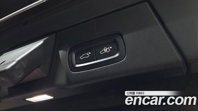 Volvo V90 Cross Country T5 Pro AWD 2019 — фото 15