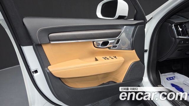 Volvo V90 Cross Country T5 Pro AWD 2019 — фото 24