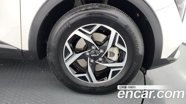 Kia Sportage (V) Gasoline 1.6 Turbo 2WD Prestige 2022 — фото 21
