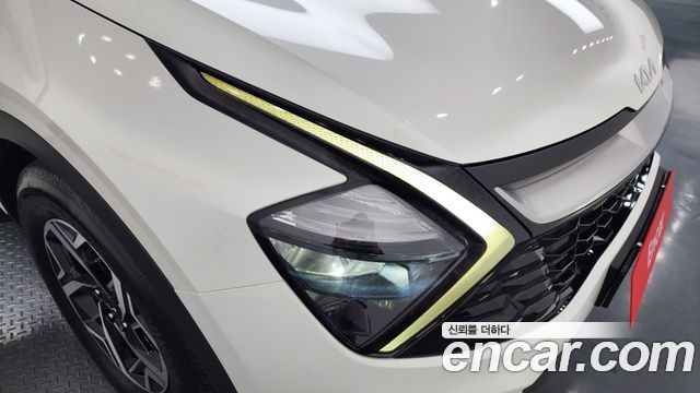 Kia Sportage (V) Gasoline 1.6 Turbo 2WD Prestige 2022 — фото 22