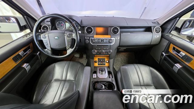 Land Rover Discovery 4 3.0 SDV6 SE 2013 — фото 7