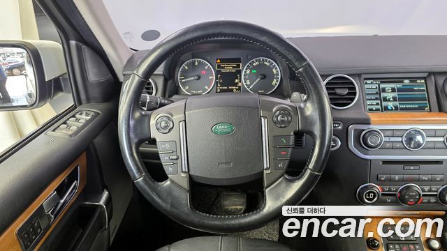 Land Rover Discovery 4 3.0 SDV6 SE 2013 — фото 13
