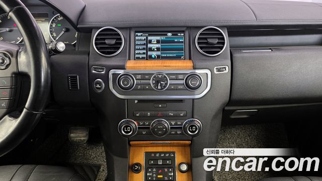 Land Rover Discovery 4 3.0 SDV6 SE 2013 — фото 14