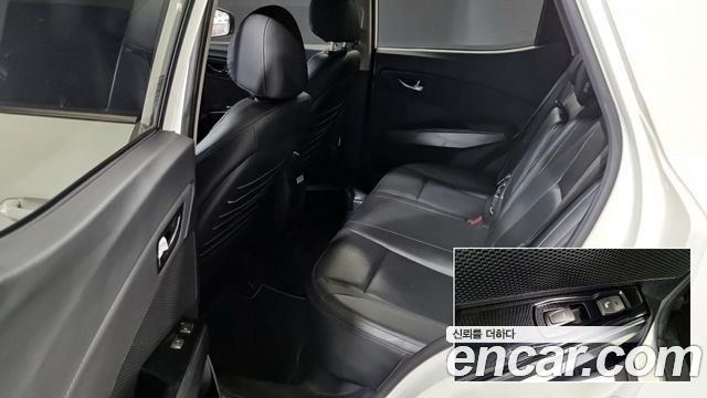 KG Mobility (SsangYong) Very New Tivoli Gasoline 1.5 2WD V3 2022 — фото 15