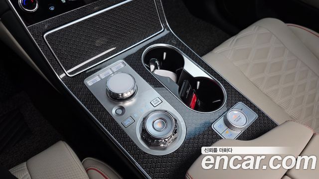 Genesis GV80 Coupe 2.5T Gasoline AWD 2024 — фото 9