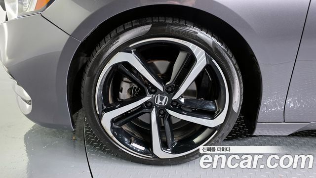 Honda Accord (X) 2.0 Turbo Sport 2018 — фото 5