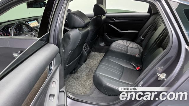 Honda Accord (X) 2.0 Turbo Sport 2018 — фото 12