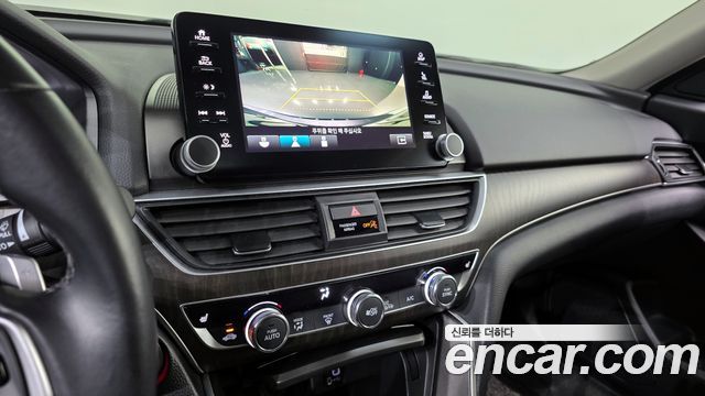 Honda Accord (X) 2.0 Turbo Sport 2018 — фото 15