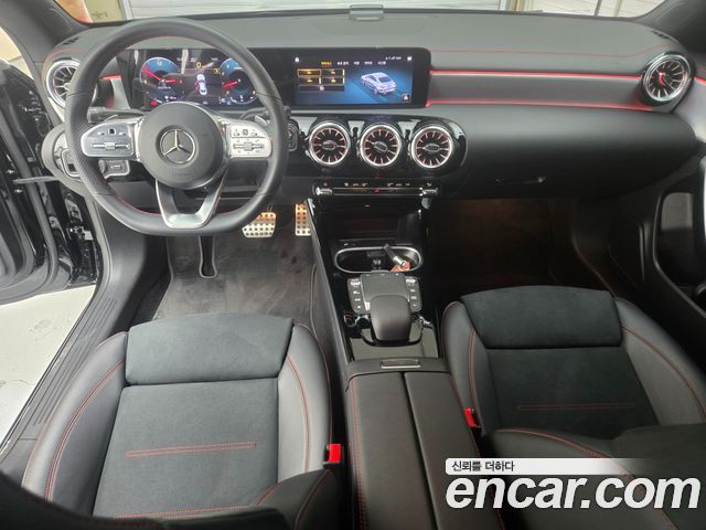 Mercedes-Benz CLA-Class (C118) CLA250 4MATIC 2023 — фото 7