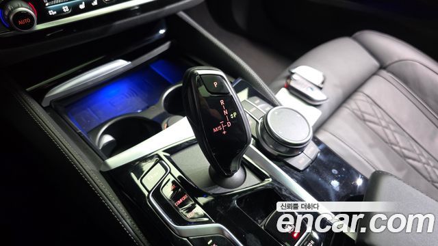 BMW 6 Series GT (G32) 630i xDrive M Sport 2024 — фото 9