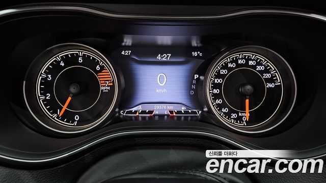 Jeep Cherokee (KL) 2.4 Limited AWD 2021 — фото 8