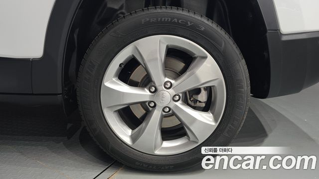 Jeep Cherokee (KL) 2.4 Limited AWD 2021 — фото 21