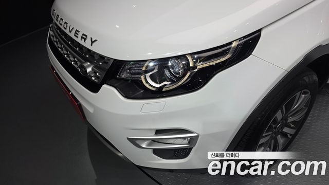 Land Rover Discovery Sport 2.0 TD4 HSE Luxury 2018 — фото 22