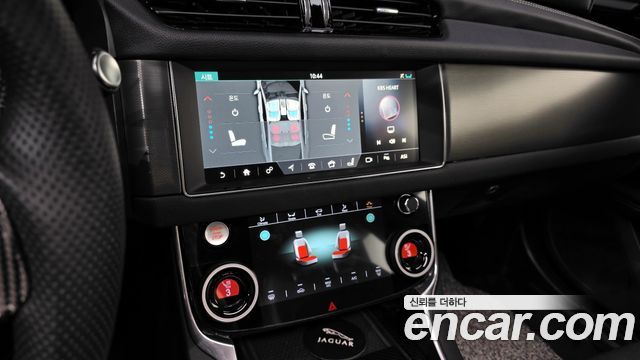 Jaguar XF (X260) 3.0 S AWD 2016 — фото 14