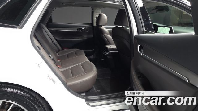 Hyundai Grandeur (IG) 3.0 LPi Rent Car Premium 2022 — фото 12