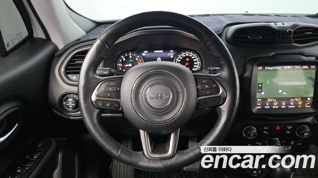 Jeep Renegade 2.0 Diesel Limited AWD 2018 — фото 15
