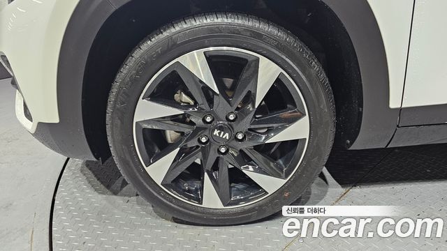 Kia Seltos Gasoline 1.6 Turbo 2WD Gravity 2021 — фото 5