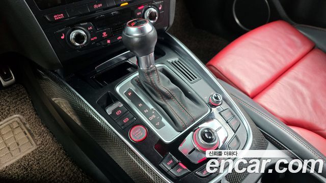 Audi SQ5 3.0 TDI Quattro 8R 2015 — фото 9