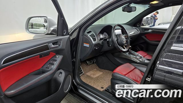 Audi SQ5 3.0 TDI Quattro 8R 2015 — фото 10