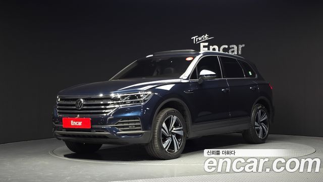 Volkswagen Touareg (III) 3.0 TDI Premium 2023 — фото 1
