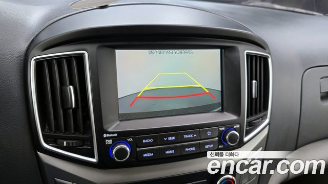 Hyundai Grand Starex Van 3-Seater Smart 2021 — фото 16