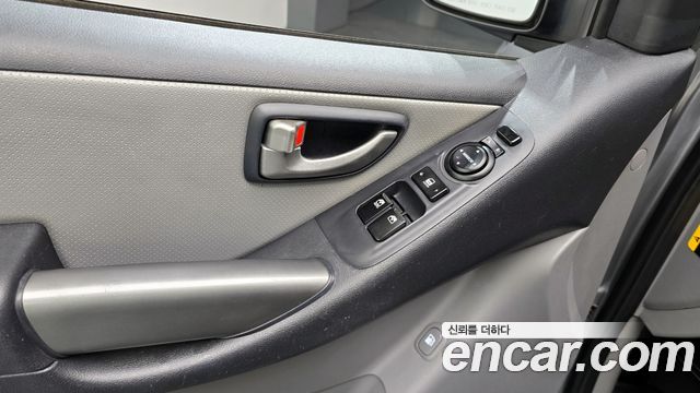 Hyundai Grand Starex Van 3-Seater Smart 2021 — фото 29