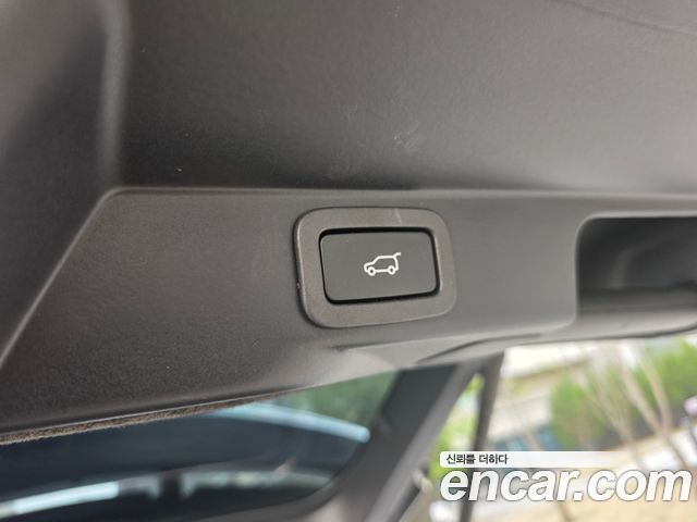 Land Rover Range Rover Sport (II) 3.0 SDV6 HSE 2019 — фото 23