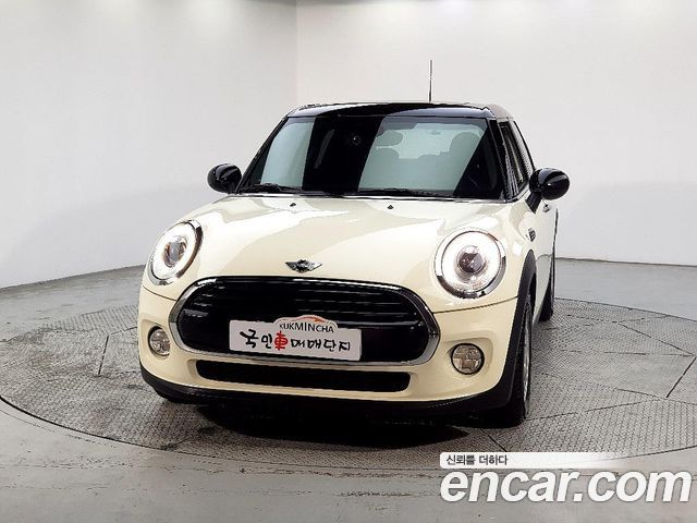 MINI Cooper D 5Door Mid 3rd 2016 — фото 2