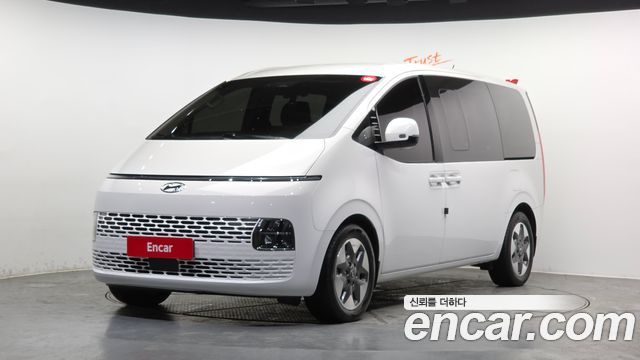 Hyundai Staria 4WD Tourer 9-Seater Modern 2022 — фото 1