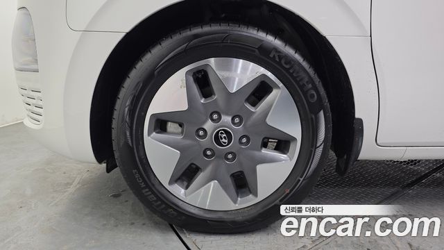 Hyundai Staria 4WD Tourer 9-Seater Modern 2022 — фото 5