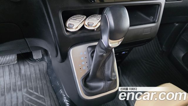 Hyundai Staria 4WD Tourer 9-Seater Modern 2022 — фото 9