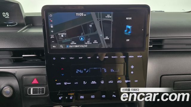 Hyundai Staria 4WD Tourer 9-Seater Modern 2022 — фото 14