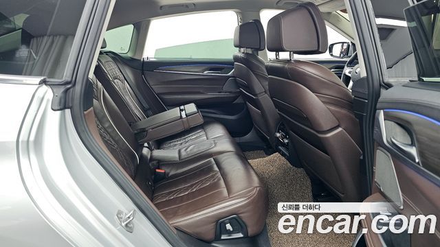 BMW 6 Series GT (G32) 640i xDrive Luxury 2019 — фото 12