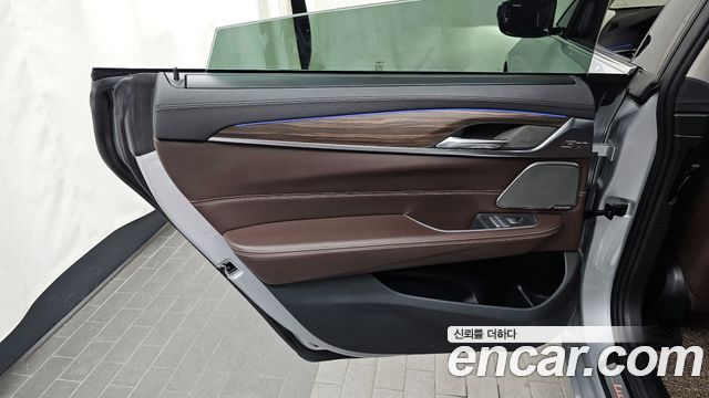 BMW 6 Series GT (G32) 640i xDrive Luxury 2019 — фото 25