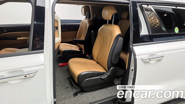 Kia Carnival (IV) Diesel 9-Seater Noblesse 2023 — фото 12