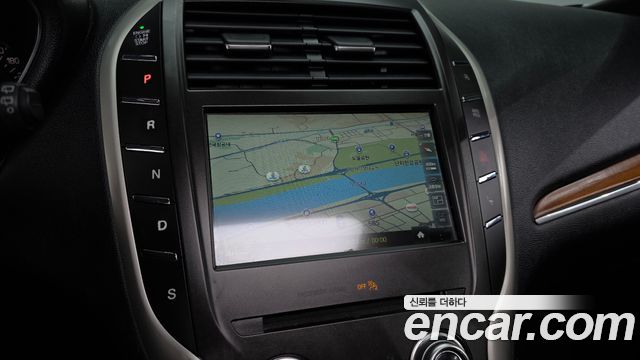 Lincoln MKC 2.0 AWD 2018 — фото 36
