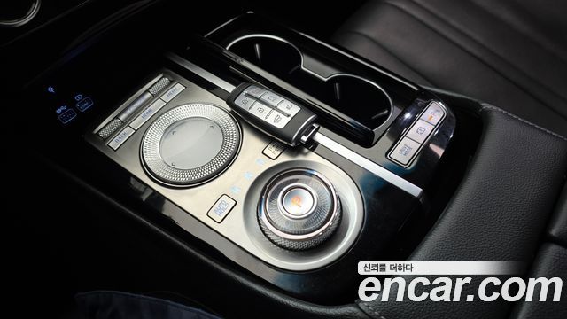 Genesis G80 (RG3) Gasoline 2.5 Turbo AWD 2022 — фото 9